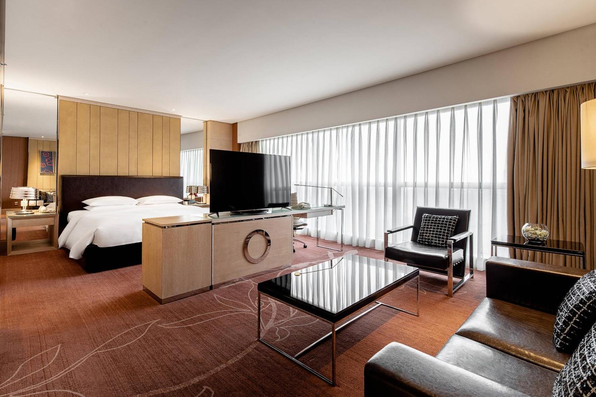 Renaissance Chengdu Hotel Bagian luar foto