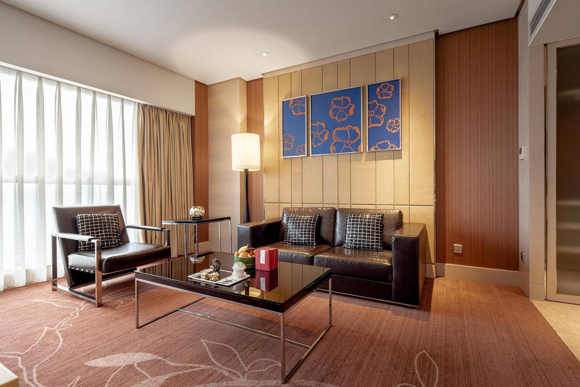 Renaissance Chengdu Hotel Bagian luar foto