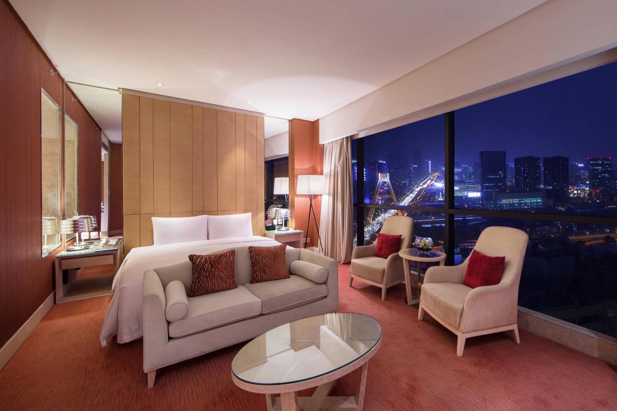 Renaissance Chengdu Hotel Bagian luar foto