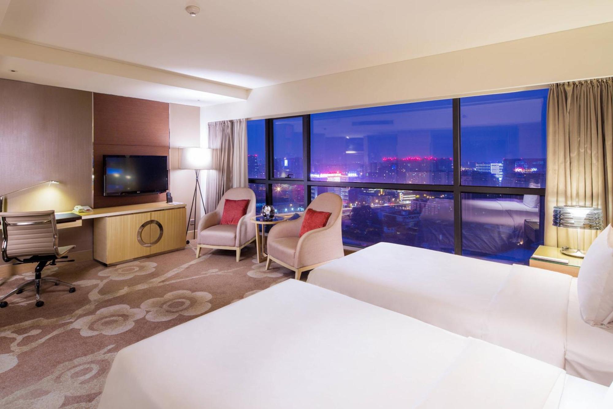 Renaissance Chengdu Hotel Bagian luar foto
